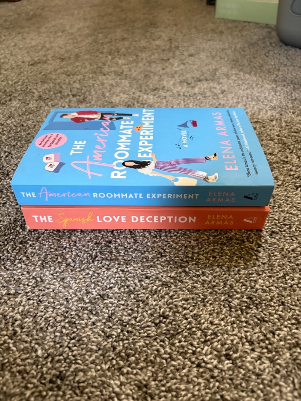 The American Roommate Experiment Set by Elena Armas